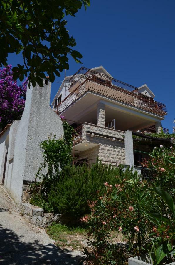 Luana Apartment Milna  Dış mekan fotoğraf