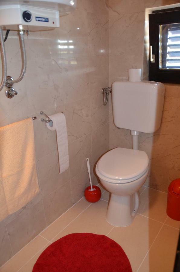 Luana Apartment Milna  Dış mekan fotoğraf