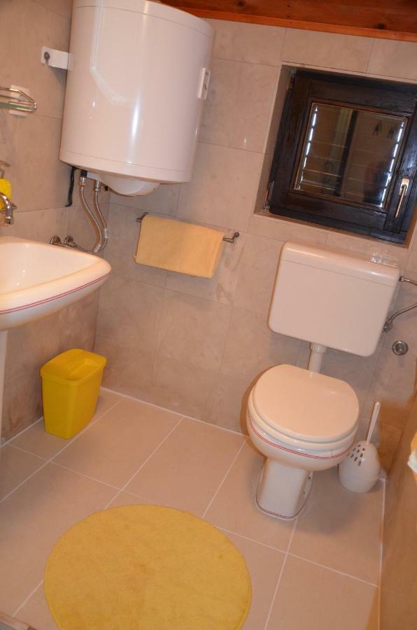 Luana Apartment Milna  Dış mekan fotoğraf