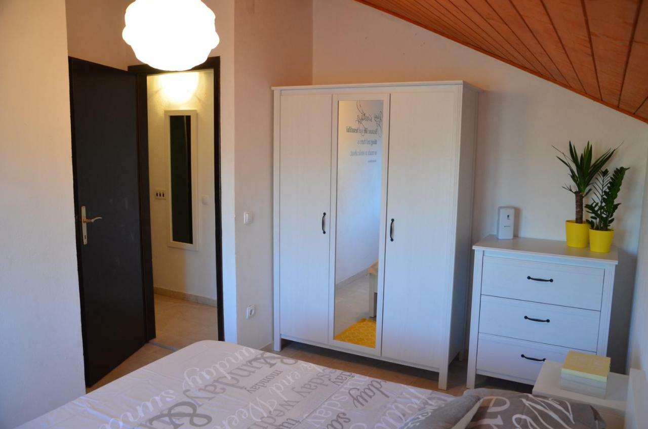 Luana Apartment Milna  Dış mekan fotoğraf